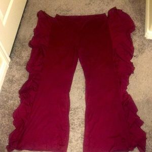 Bell bottom ruffled pants sized 1x very sexy